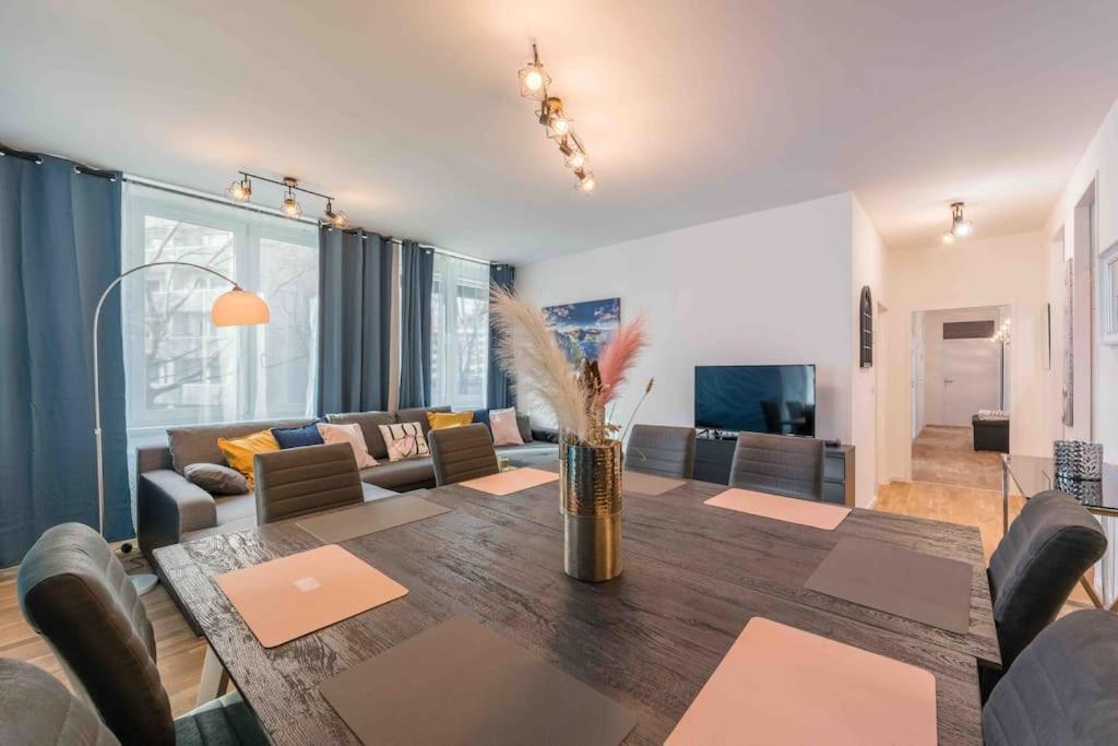 Big 7Rms City Central Loft, 1Alocation Berlin Kültér fotó